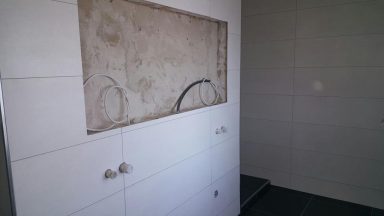 Badezimmer Schweiz – Fliesen- und Fugenarbeiten abgeschlossen Badezimmer Schweiz – Fliesen- und Fugenarbeiten abgeschlossen
